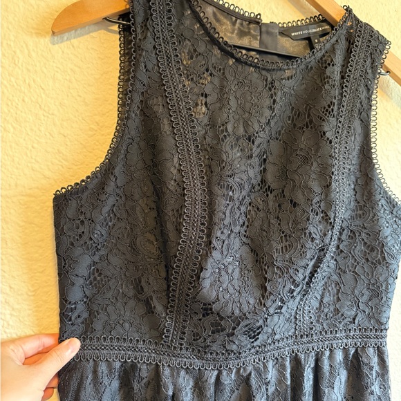 White House Black Market Black Lace Peplum Top | Size 8 | Excellent Condition - Picture 2 of 8